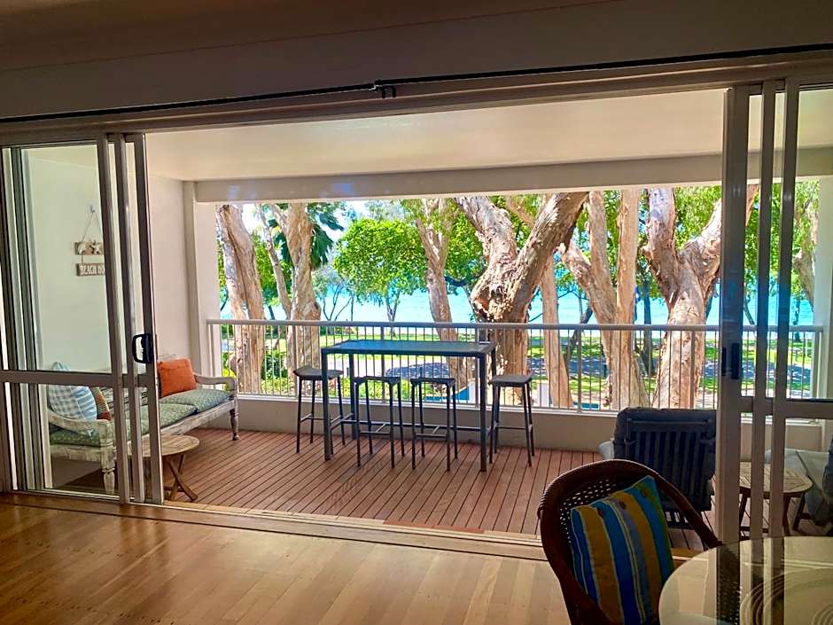 BeachView Apartments at Villa Paradiso