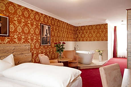 Suite-Private Bathroom