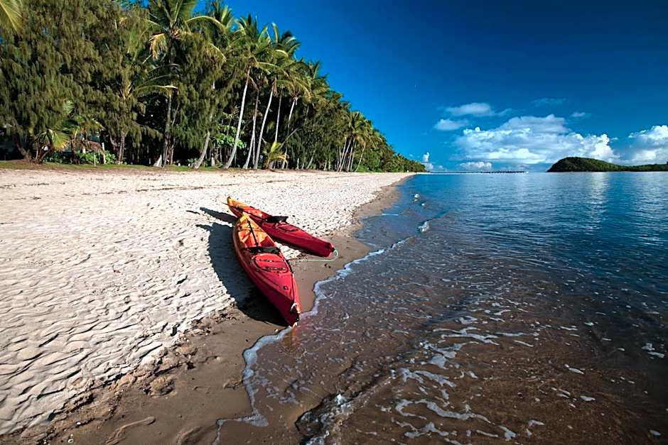 The Reef Retreat Hotel