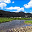 Ute Bluff Lodge, Cabins and RV park