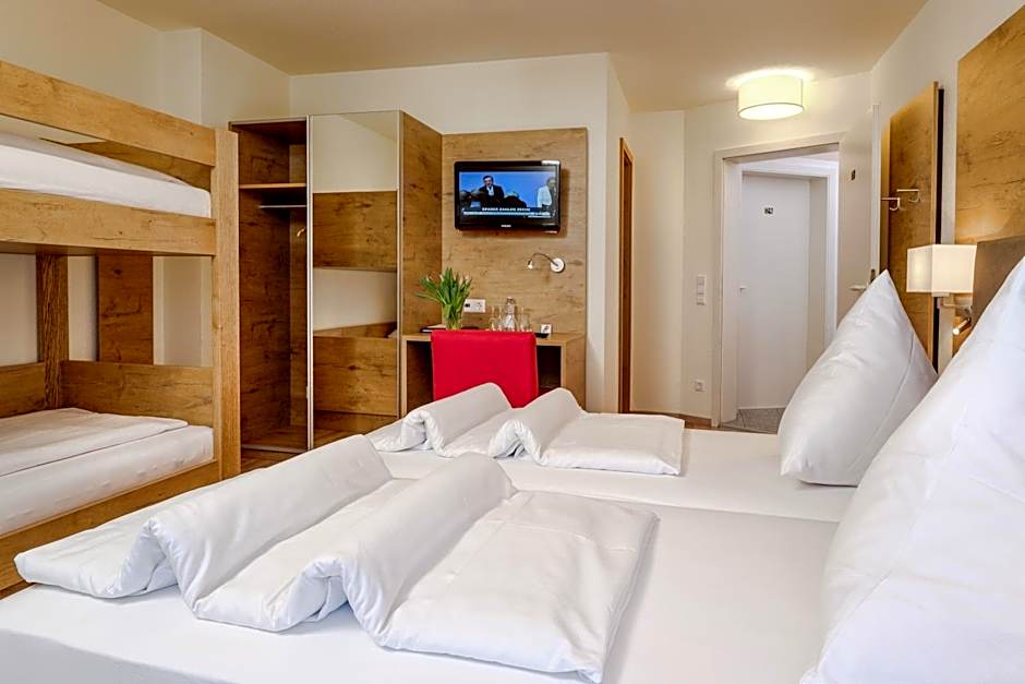 Hotel Mythos