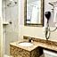 Quality Inn Raynham - Taunton