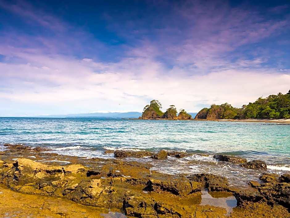 Hotel Punta Leona