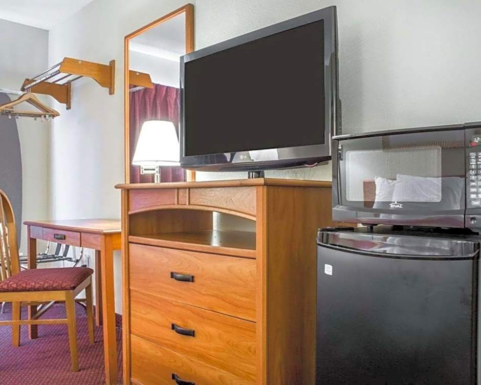 Econo Lodge Ithaca