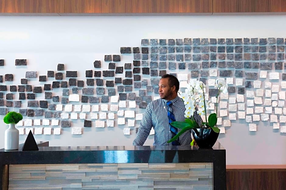 AC Hotel by Marriott Madison Downtown