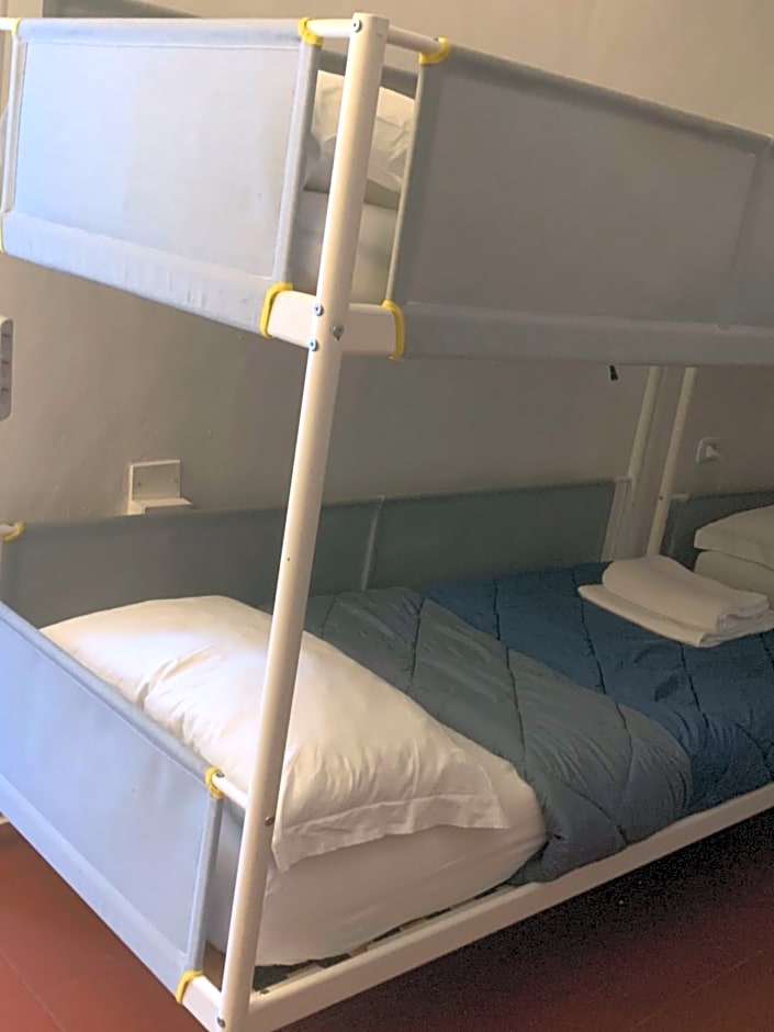 Short Stop Room