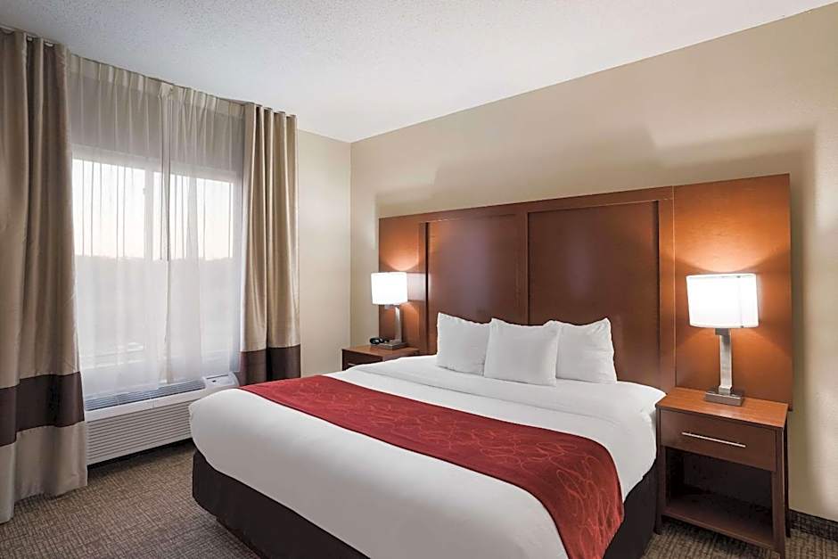 Comfort Suites Suffolk - Chesapeake