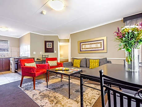 Standard Apartment With 1 Queen Size Bed