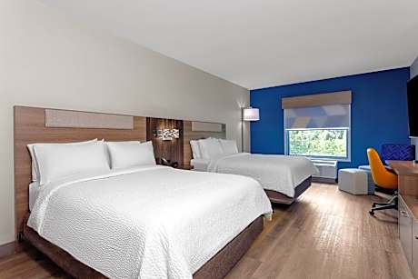 Standard Room with Two Queen Beds