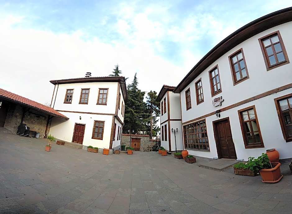 Mehmet Efendi Konağı