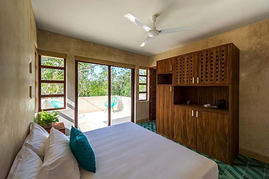 Hotel Tiki Tiki