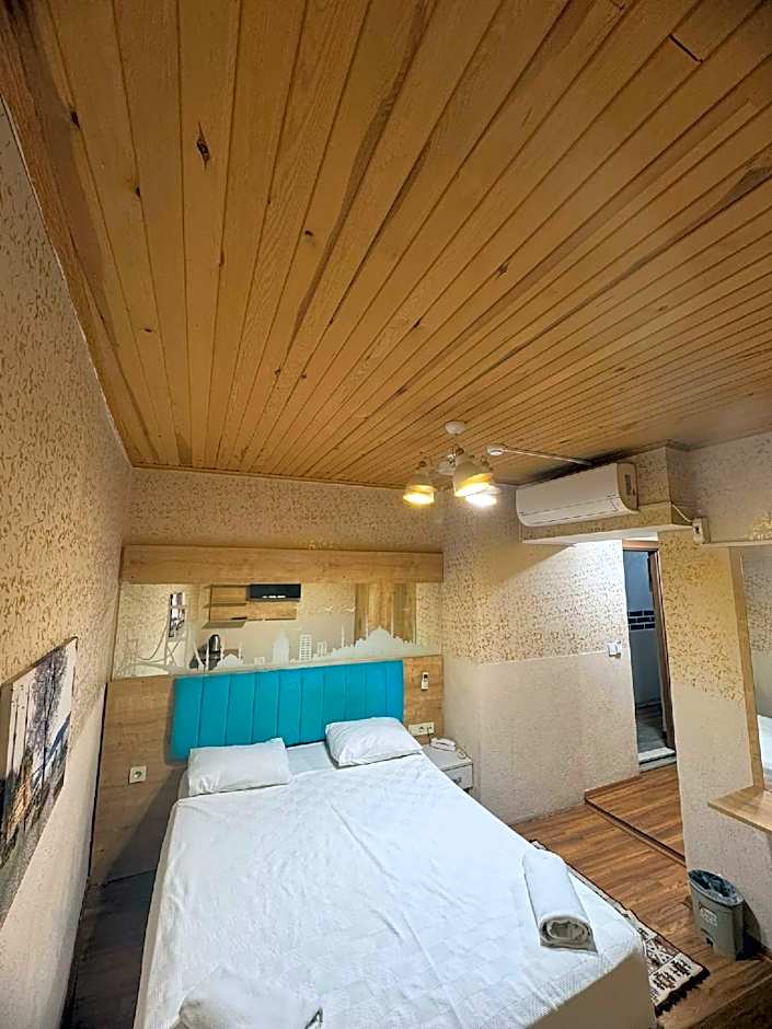 Hotel Megaron