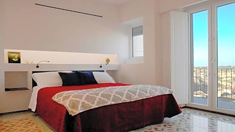 Deluxe Double Room with Bath