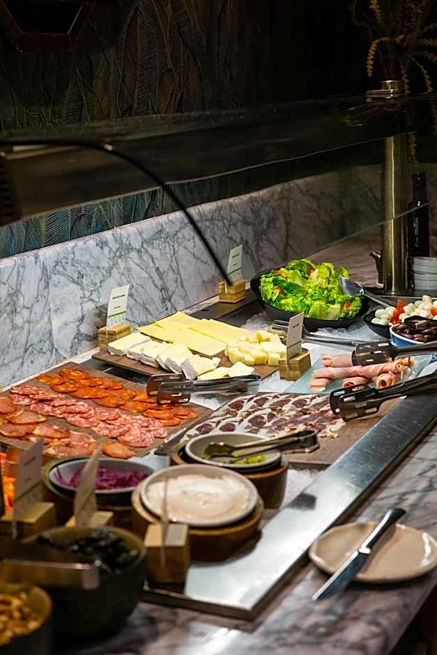 DoubleTree by Hilton Madrid - Prado