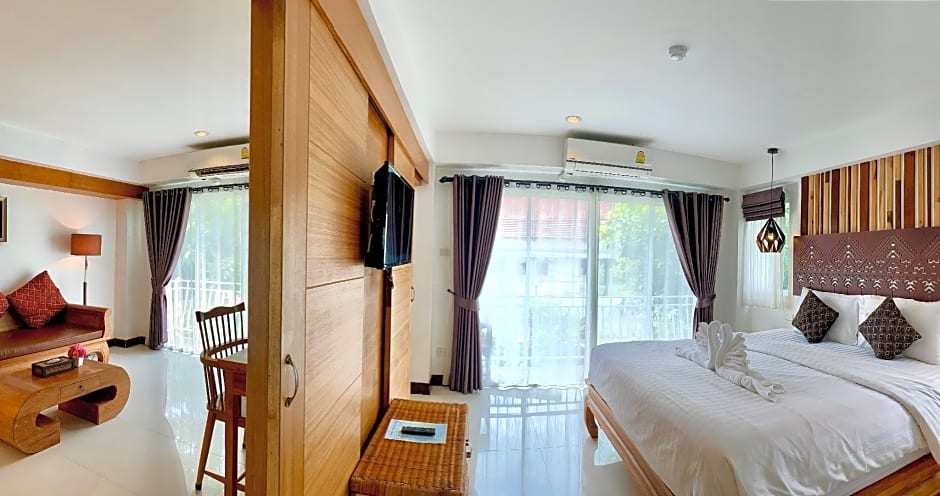Photo 1 of 11 of Grand 1 King Bed Suite