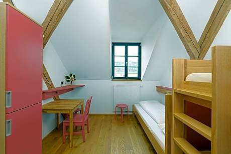 Triple Room with Bathroom