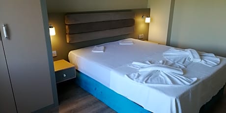 Apartment one bedroom one bathroom