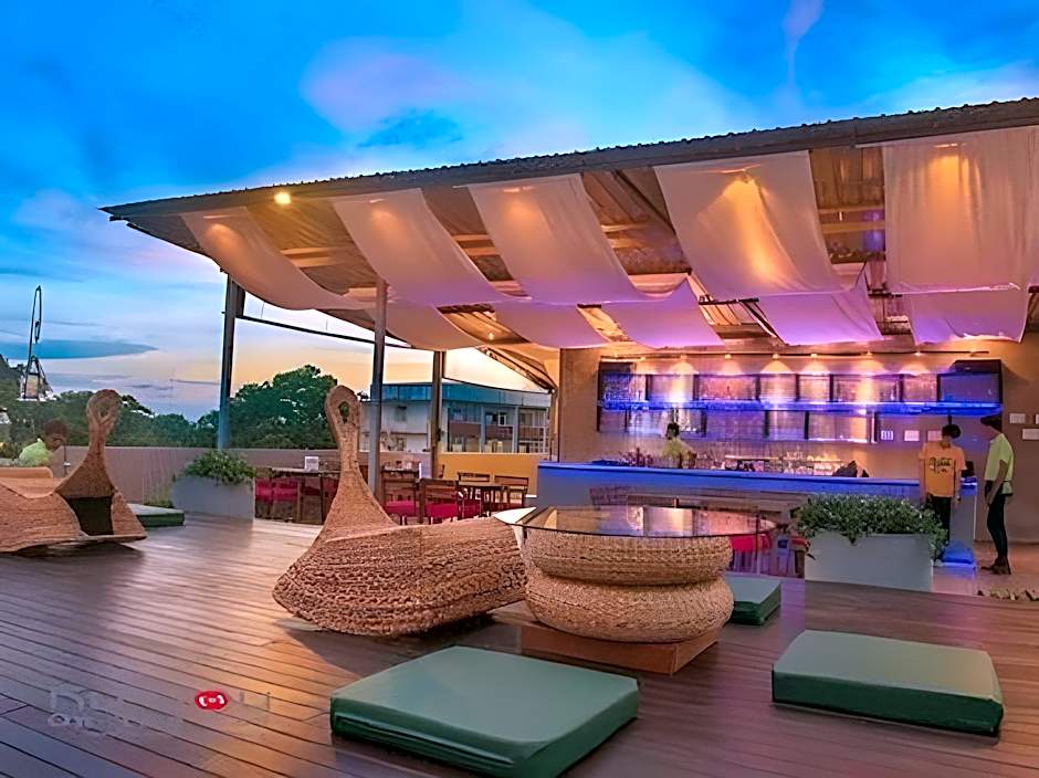 Quip Bed & Breakfast Phuket Hotel