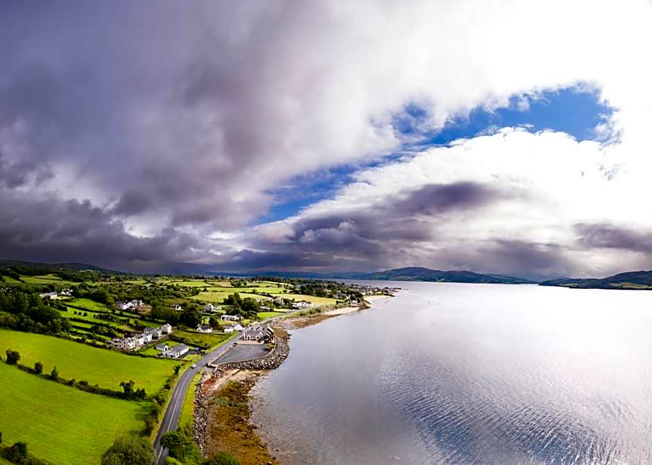 The Waters Edge Hotel