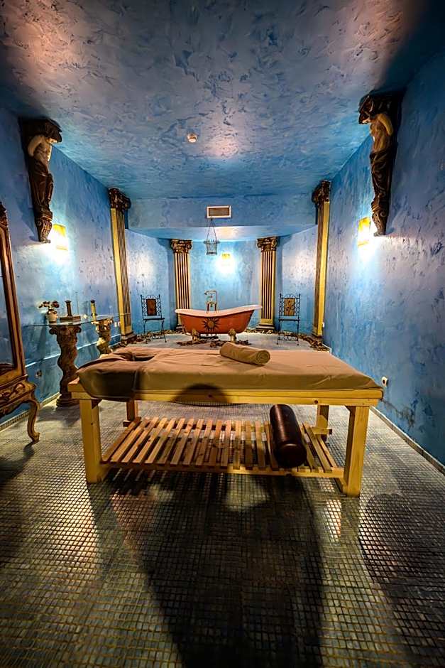 Imperial Palace Hotel