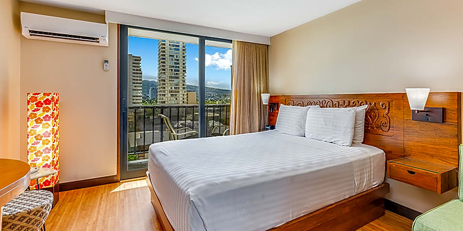 Castle Bamboo Waikiki Hotel