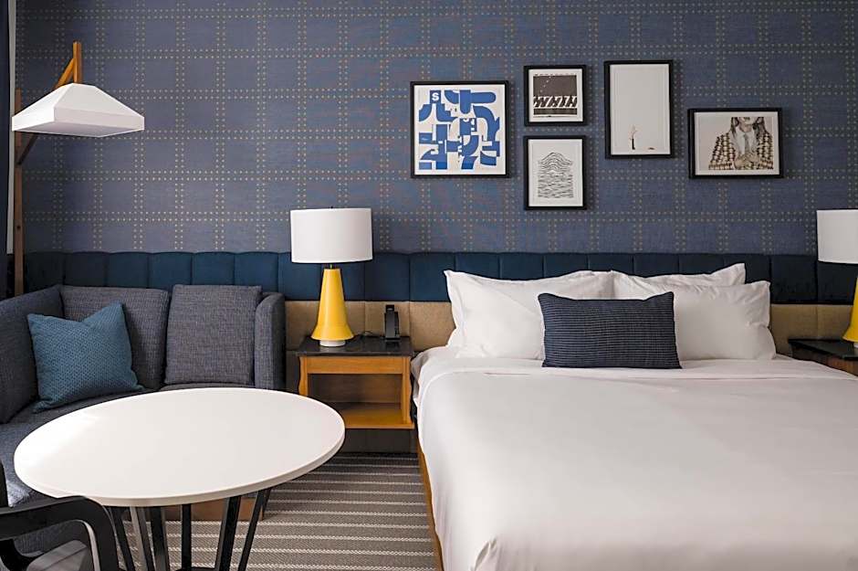 Cambria Hotel Boston Somerville