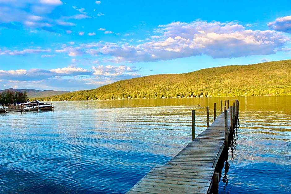 The Sundowner on Lake George