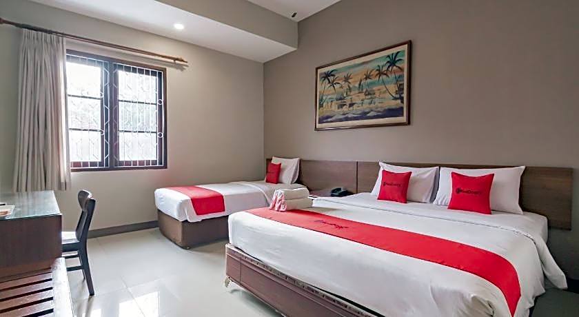 RedDoorz near Simpang Dago 2