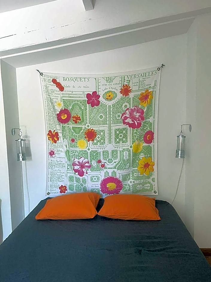 Agréable maison de 65 m2 avec grande piscine