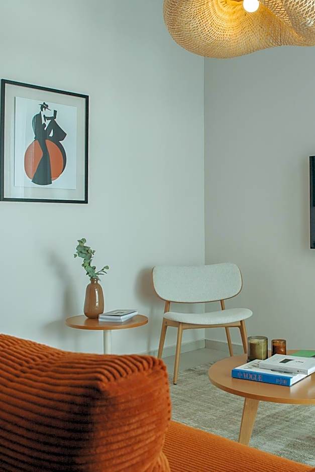 LIV & CO Suites & Villas