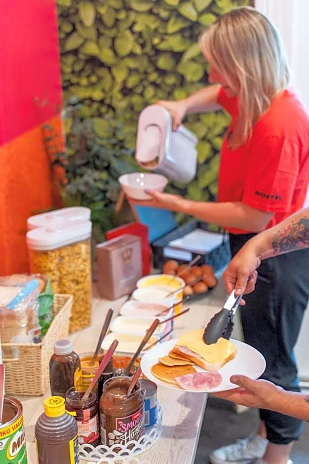 Tequila Sunrise Hostel Sydney