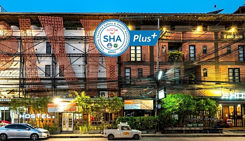 Photo 1 of 50 of The 8 Factory Hotel Phitsanulok