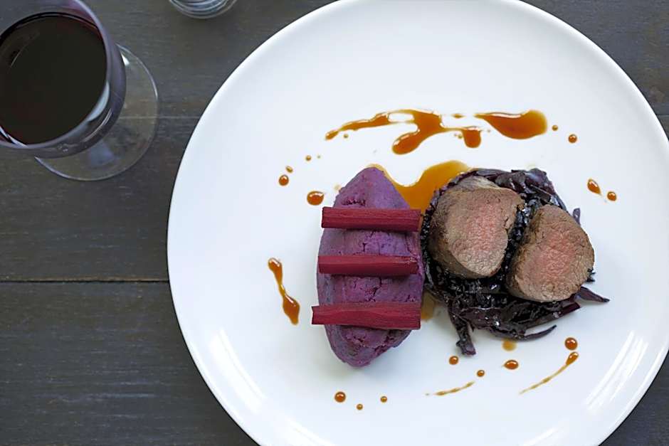 The Manor at Sway – Hotel, Restaurant and Gardens