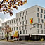 Super 8 by Wyndham Augsburg