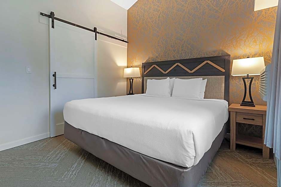 Best Western Plus Inn At The Vines