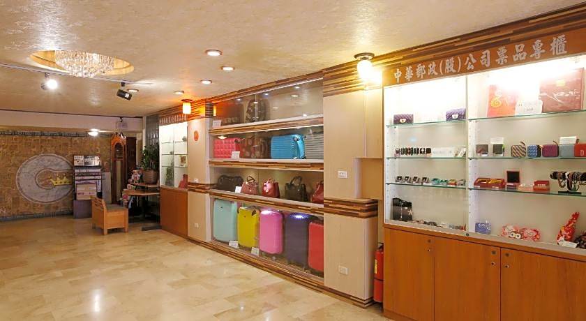 Chiayi Crown Hotel