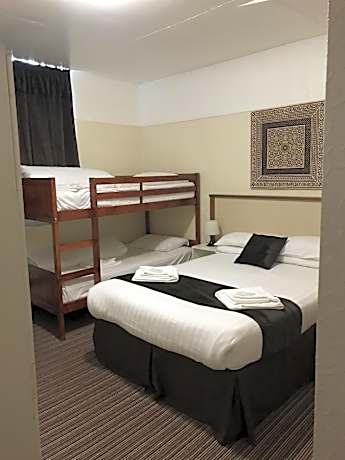 Quadruple Room with Shower