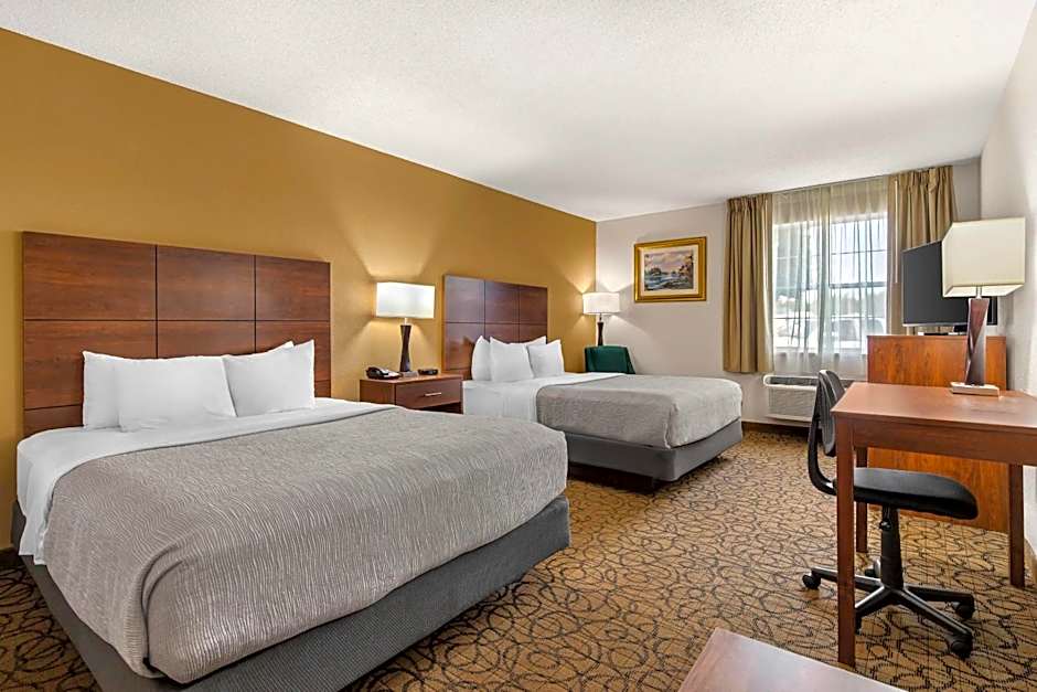 Quality Inn & Suites Manistique