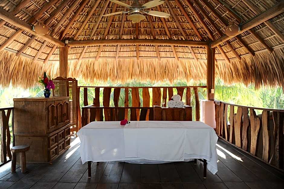 Hotel Casamar Suites