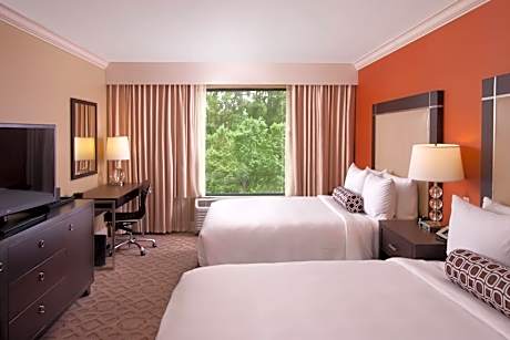 Queen Room with Two Queen Beds and Adapted Tub - Mobility and Hearing Accessible