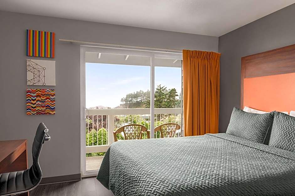 Travelodge by Wyndham Depoe Bay