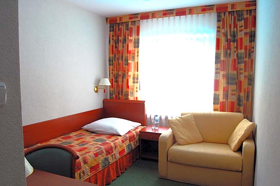 Hotel Zajazd Piastowski