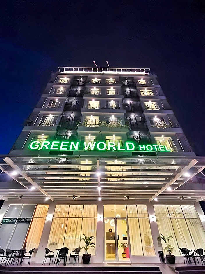 Green World Hotel