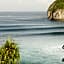 Kini Resort - Oceanfront Bamboo Eco Lodges