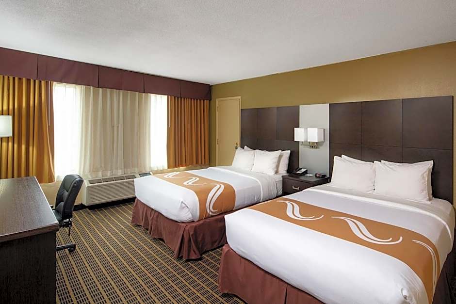 Quality Inn & Suites Windsor