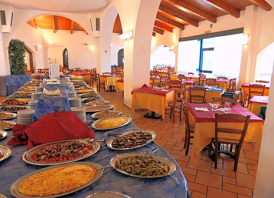 TH Le Castella - Baia degli Dei Village