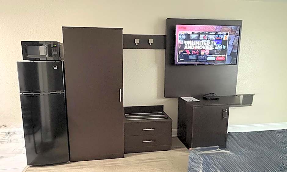 Gators Inn on the Bayou