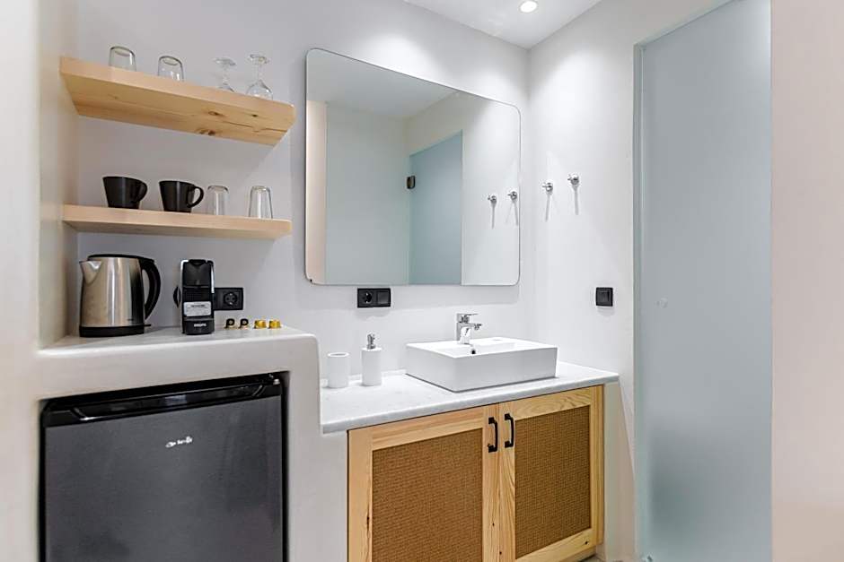 Adama's Suites Naxos