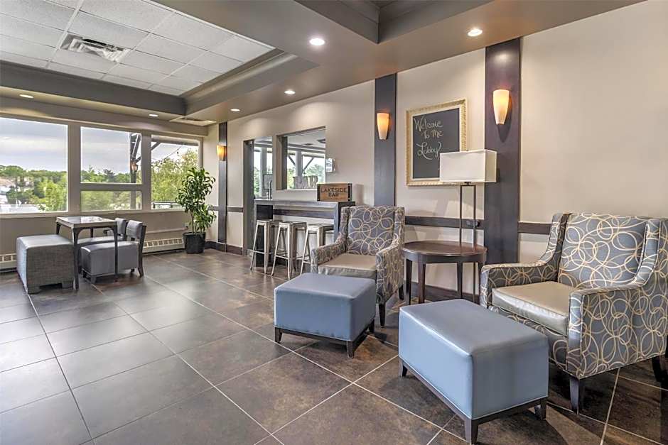 Best Western Plus Chocolate Lake Hotel