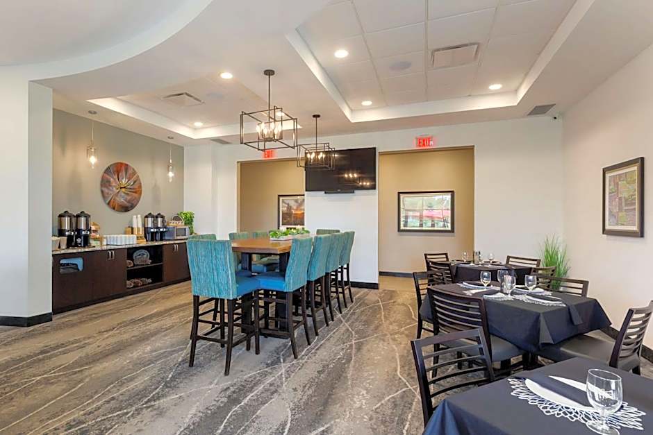 Best Western Premier Northwood Hotel